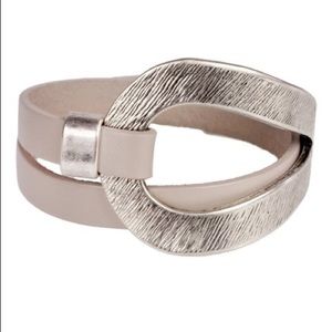 Saachi Leather Taupe Bracelet